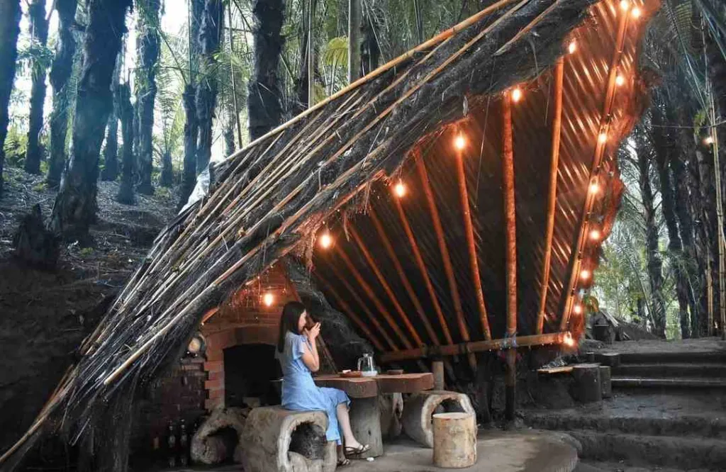 Tuur Ma’asering, spot wisata kuliner di tengah hutan aren di Tomohon